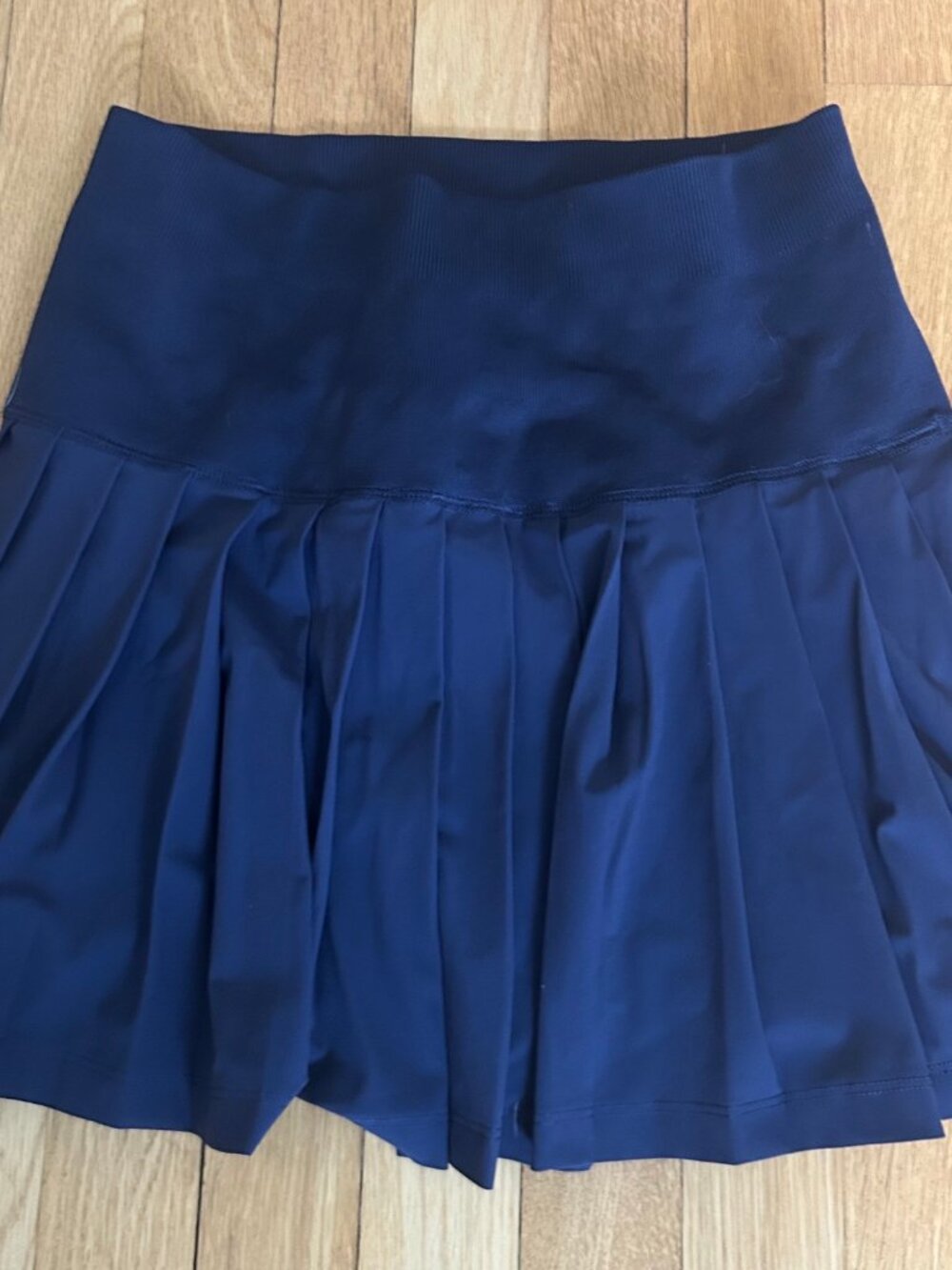 Wilson Women's Classic Navy Pleated Midtown Tennis Skirt Size M - Picture 6 of 11